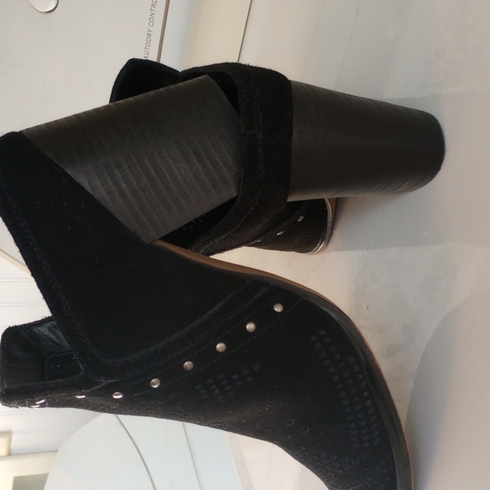 Gibson Latimer Black Women's Shoes - Picture 1 of 12